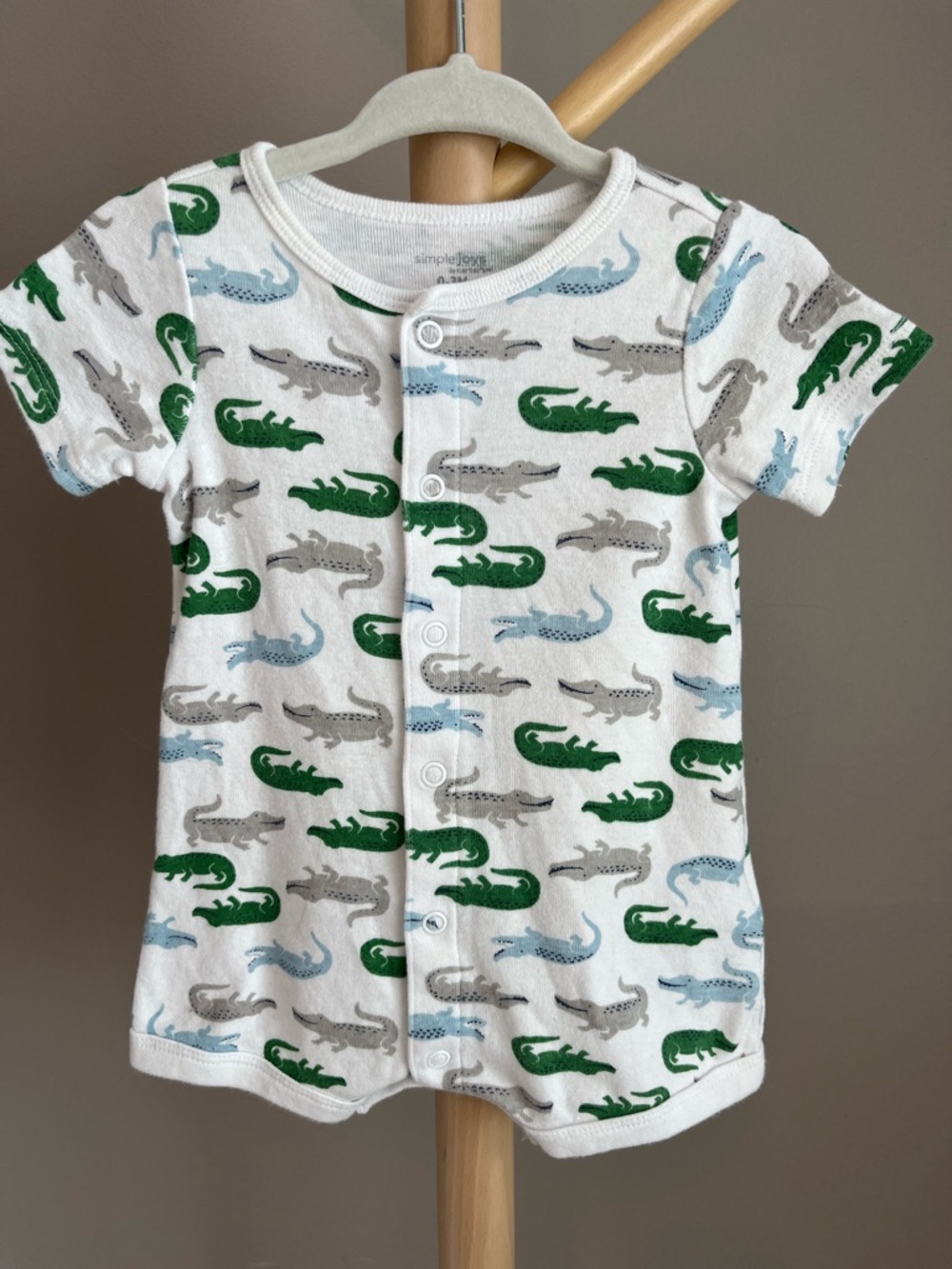 ⭐️⭐️PICK 5 / $20 Simple Joys Alligator Print Baby Snap Romper 0-3M